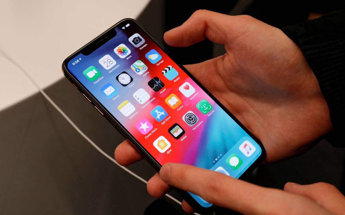 iPhone (Reuters).