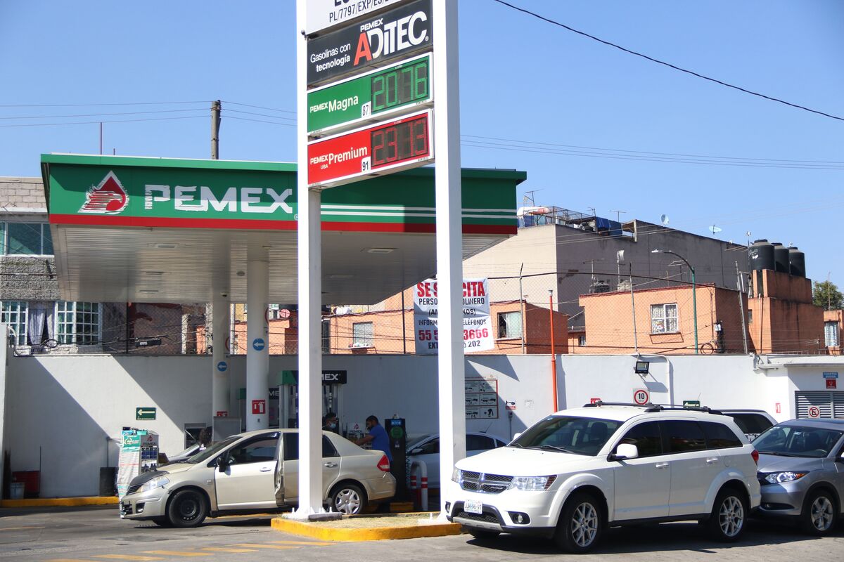 'El Janos' cobraba por cargar combustible en la única gasolinera del pueblo | Cuartoscuro