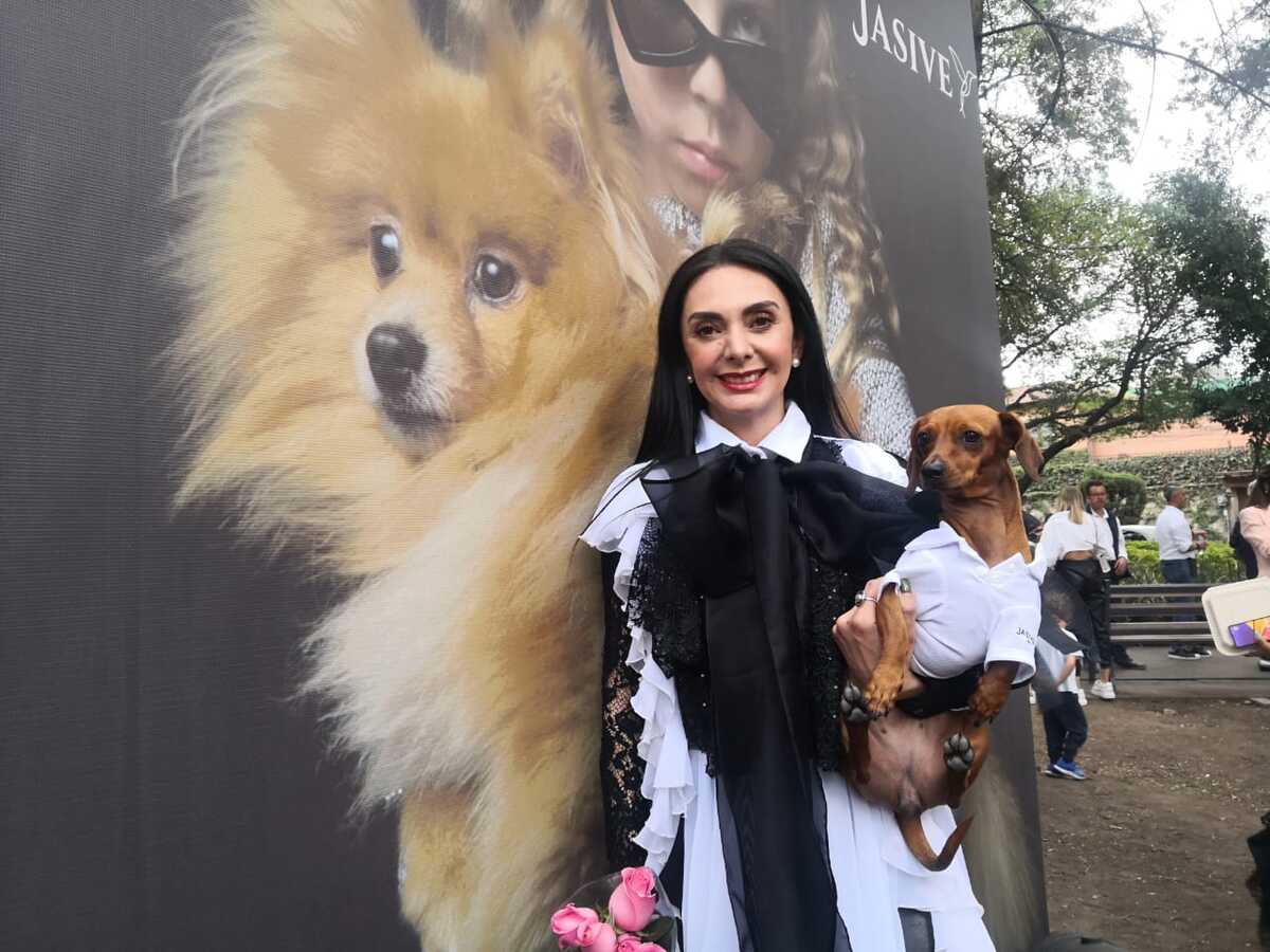 Jasive Fernández presentó colección para mascotas | Adriana Jiménez