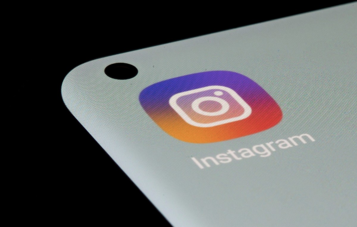 Aplicación Instagram en celular (Reuters)