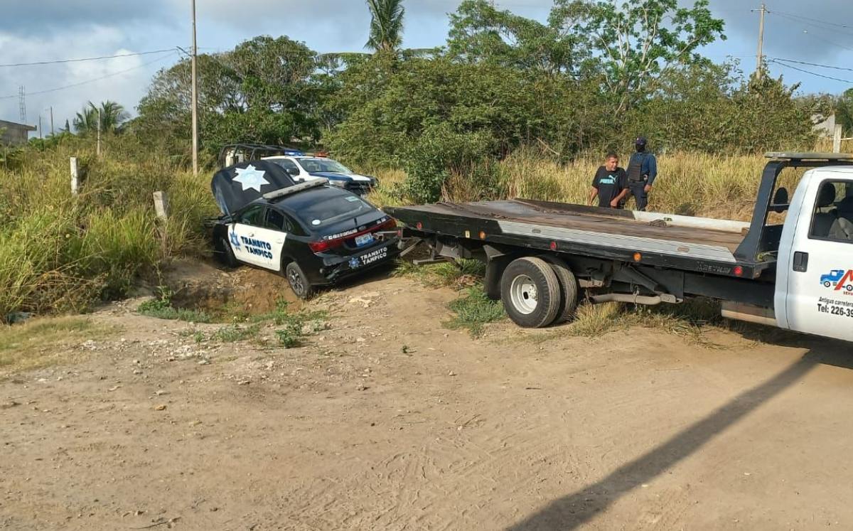 Localizan patrulla de Tránsito en Tampico en Pueblo Viejo, Veracruz