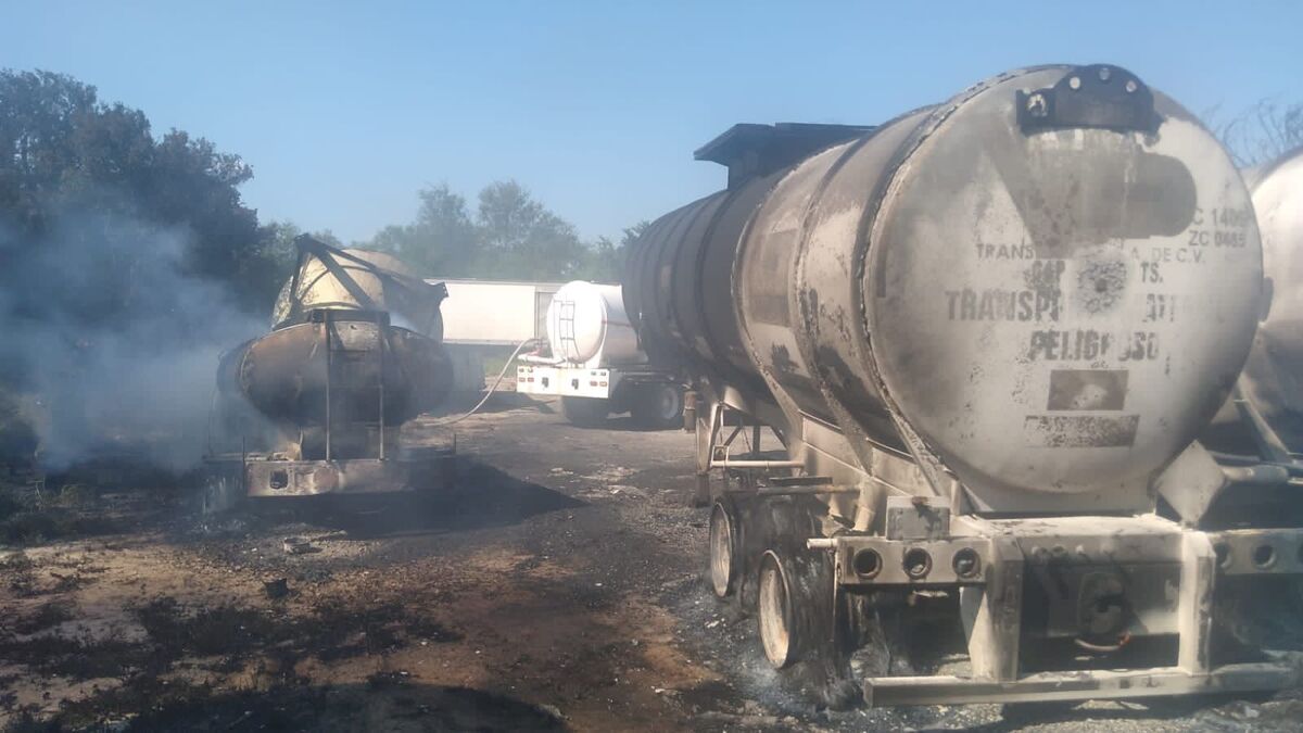 Cuerpos de auxilio y bomberos acudieron al sitio. Foto: Especial