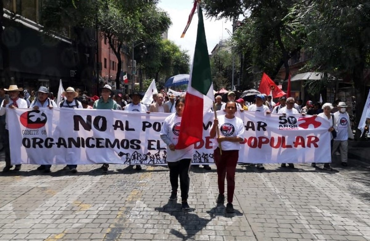 La marcha inició en la estación Normal, de a Línea 2 del Metro. | Jorge Becerril