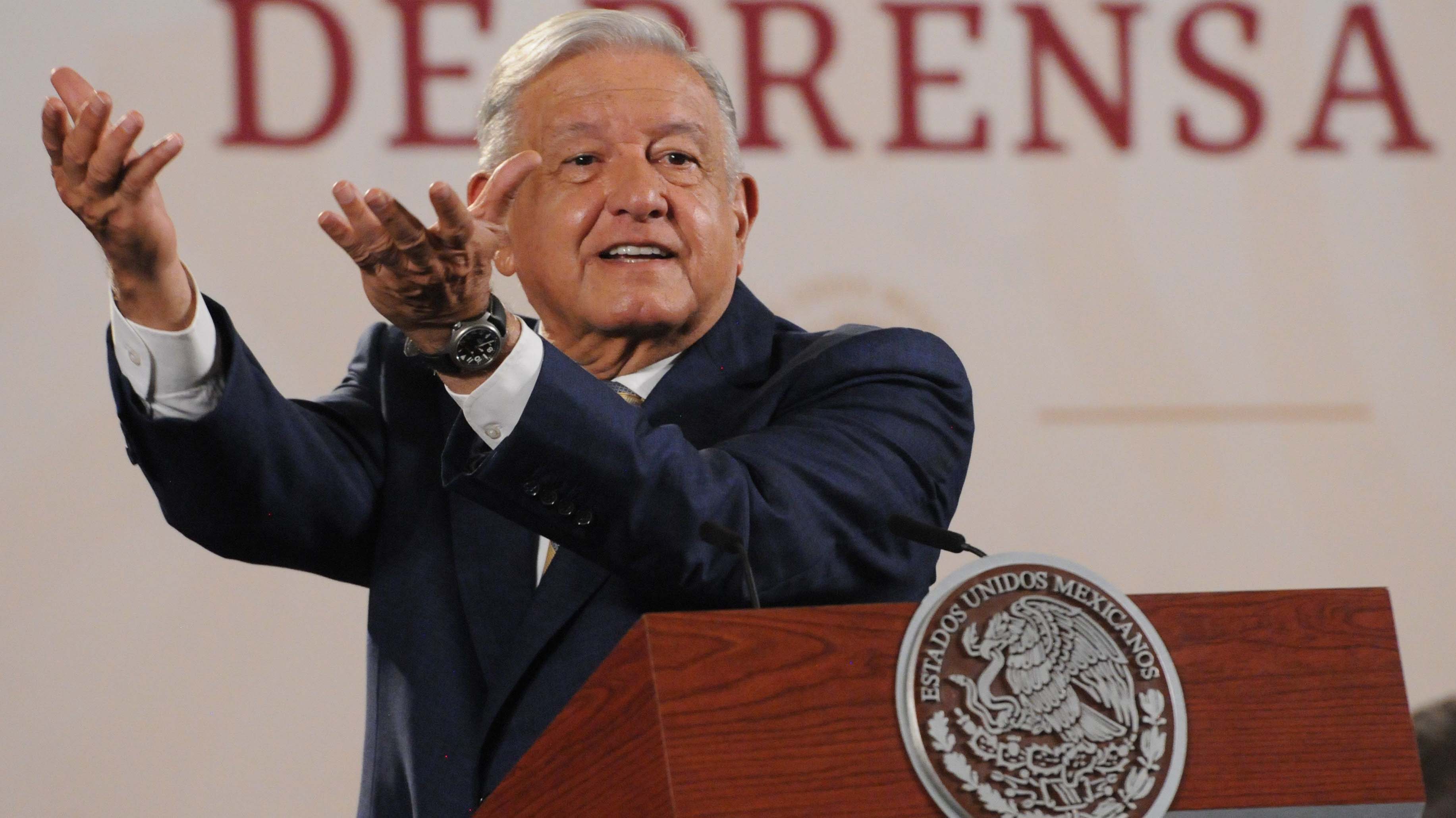 AMLO presentará recursos para evitar que Xóchitl Gálvez entre a La Mañanera