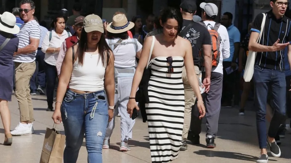 Continuará la tercera onda de calor con temperaturas de hasta 45º en 22 estados