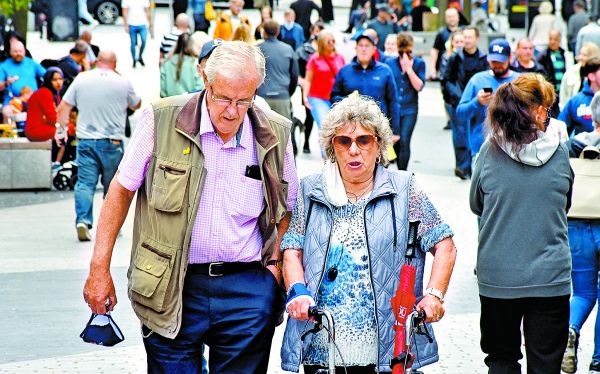 Las personas tendrán la opción de cambiarse a los nuevos esquemas colectivos. Shutterstock