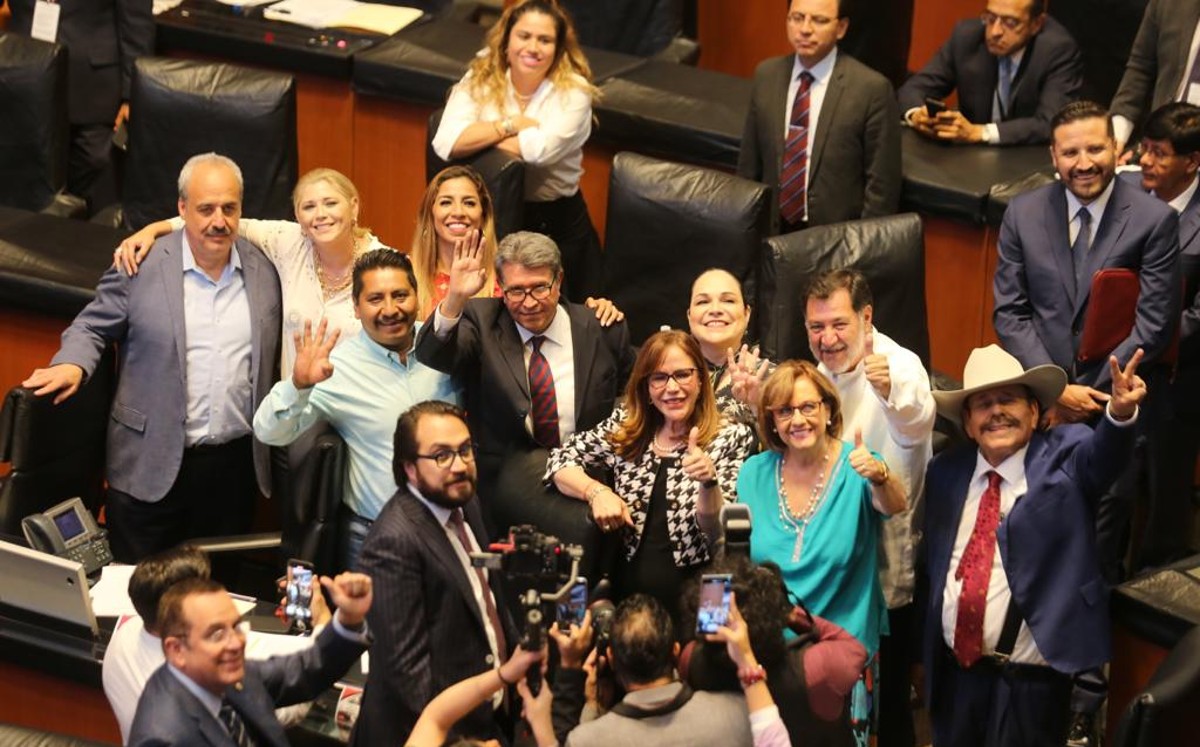Comisión Permanente aprueba licencias de  Monreal, Noroña y Velasco. | Jorge Carballo