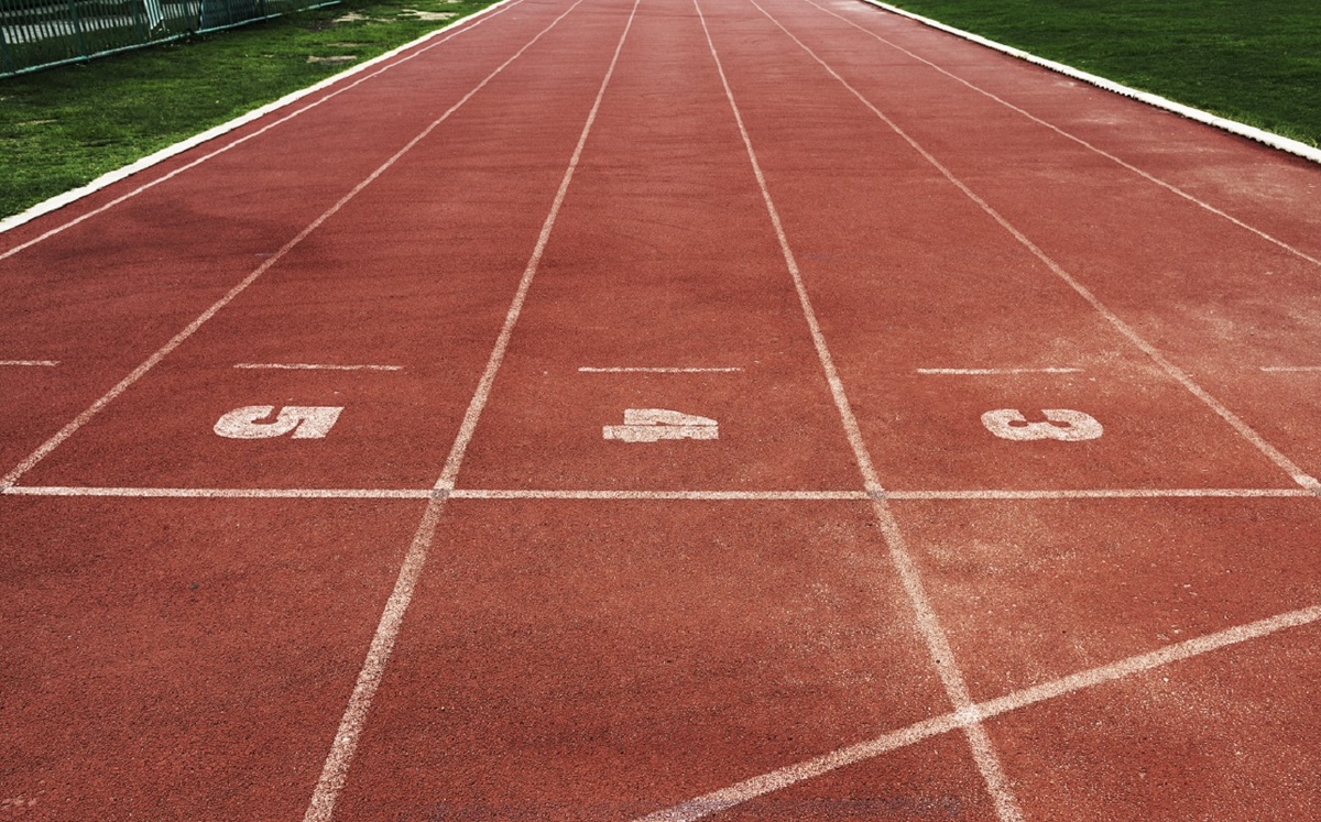 La mujer se desvaneció en una pista para correr en Apatzingán. | Freepik