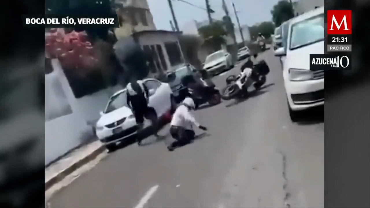 Un agente de Veracruz es golpeado por un motociclista