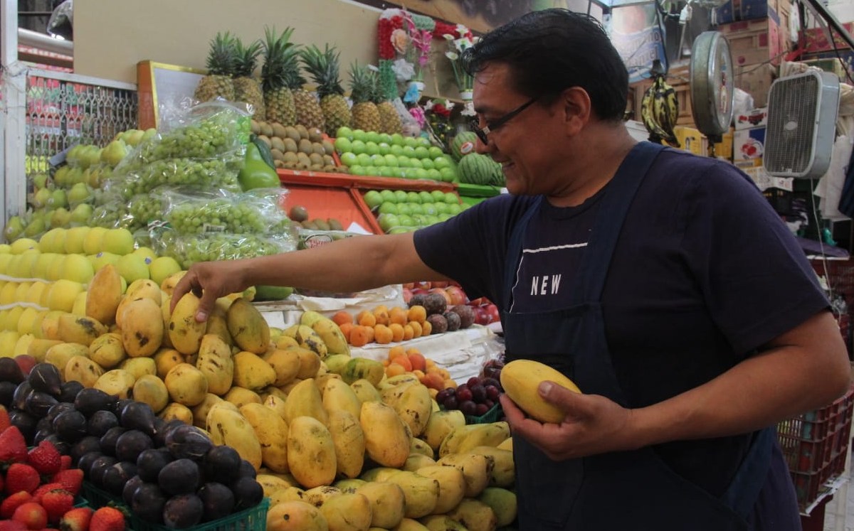 Afectacion en ventas de frutas y verduras en Puebla | Melanie Torres