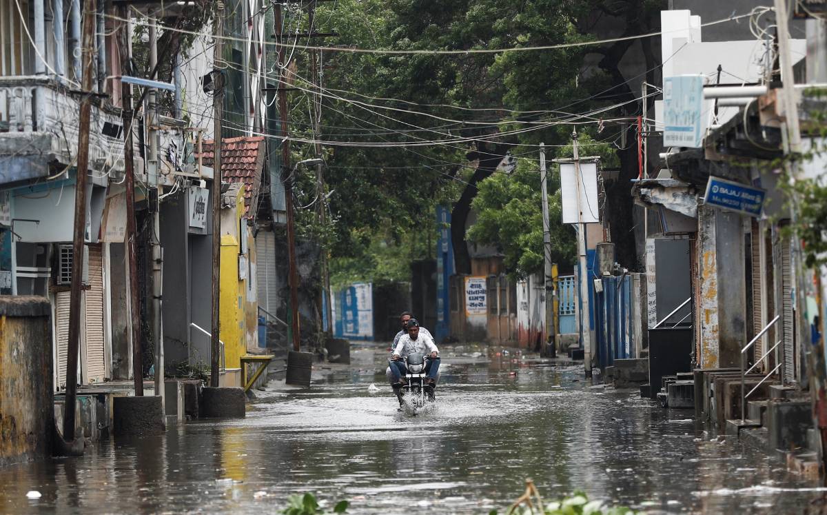 La autoridad teme que el ciclón provoque "destrucción total". (Reuters).