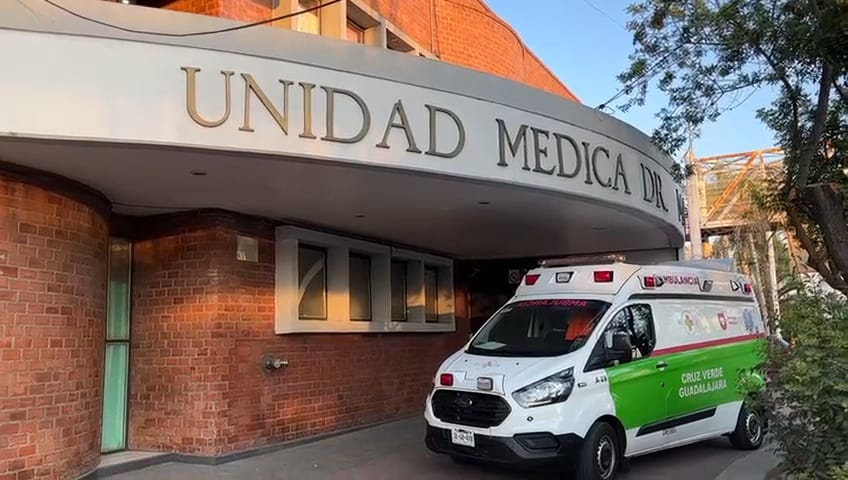 El hombre murió en la unidad de emergencias de la Cruz Verde Planetario. (Juan Munguía)