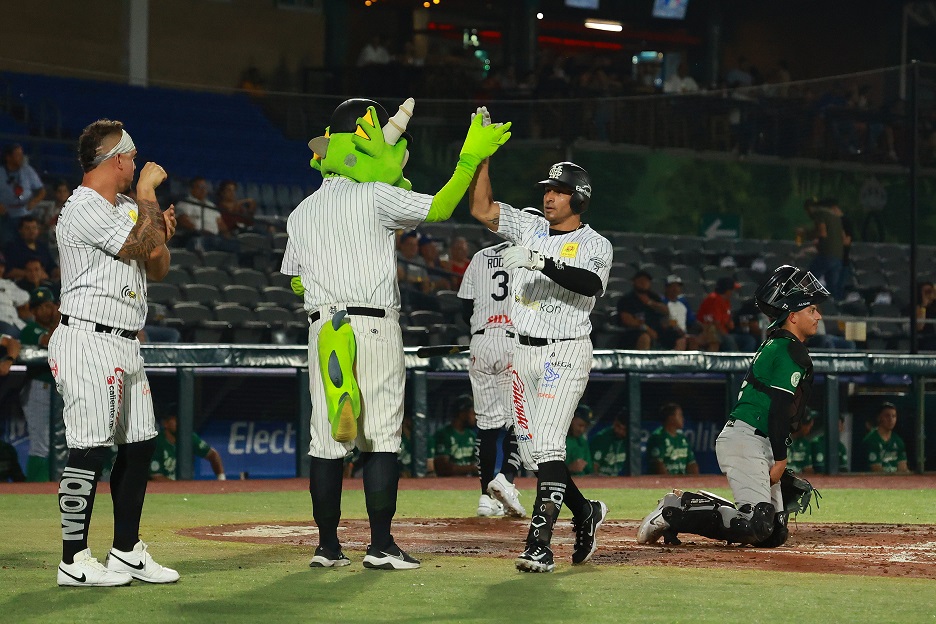 Mariachis vence 8-1 a Generales. (Cortesía)