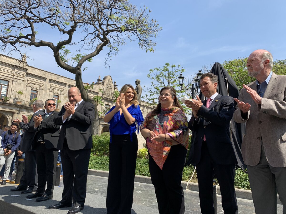 Congreso del Estado participa en izamiento de la bandera monumental de Jalisco (Cortesía)