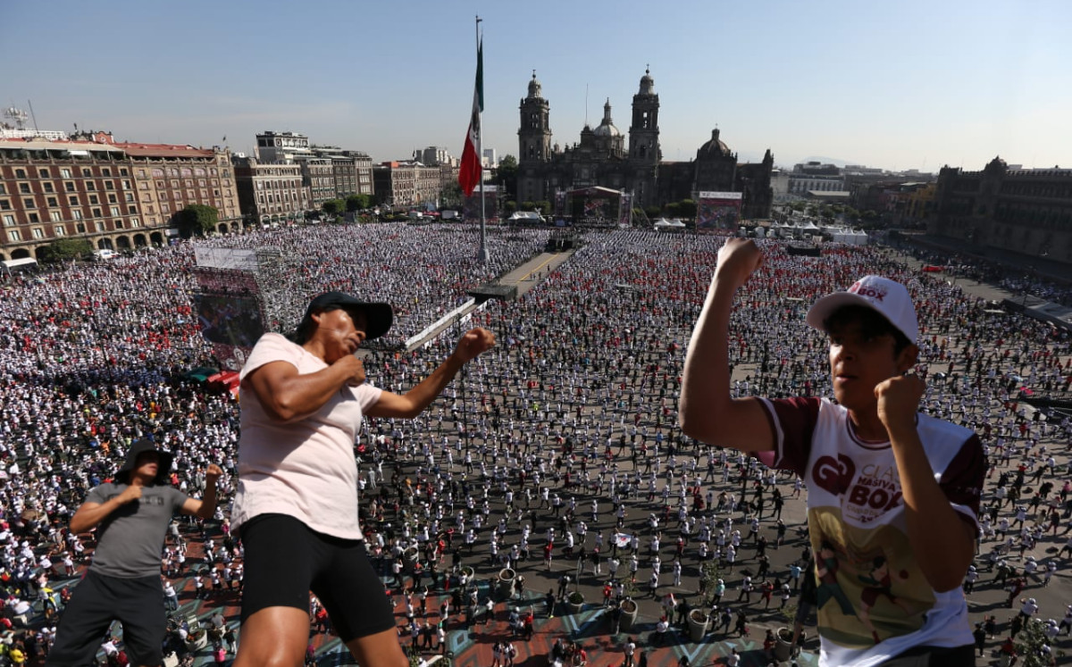 Clase masiva de box 2023 abarrota el Zócalo de la CdMx (Octavio Hoyos)