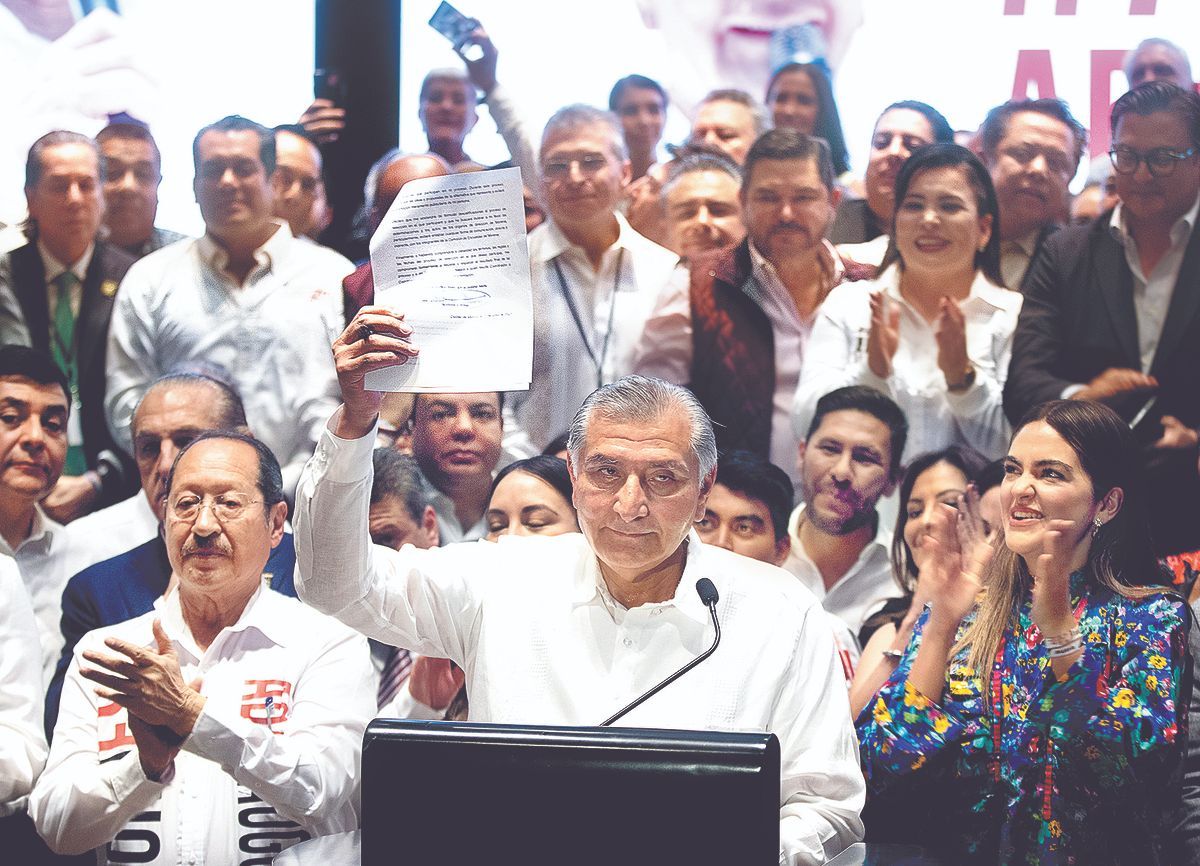 El ex secretario de Gobernación anunció en conferencia que el lunes iniciará sus giras por el país en Guadalajara. EFE