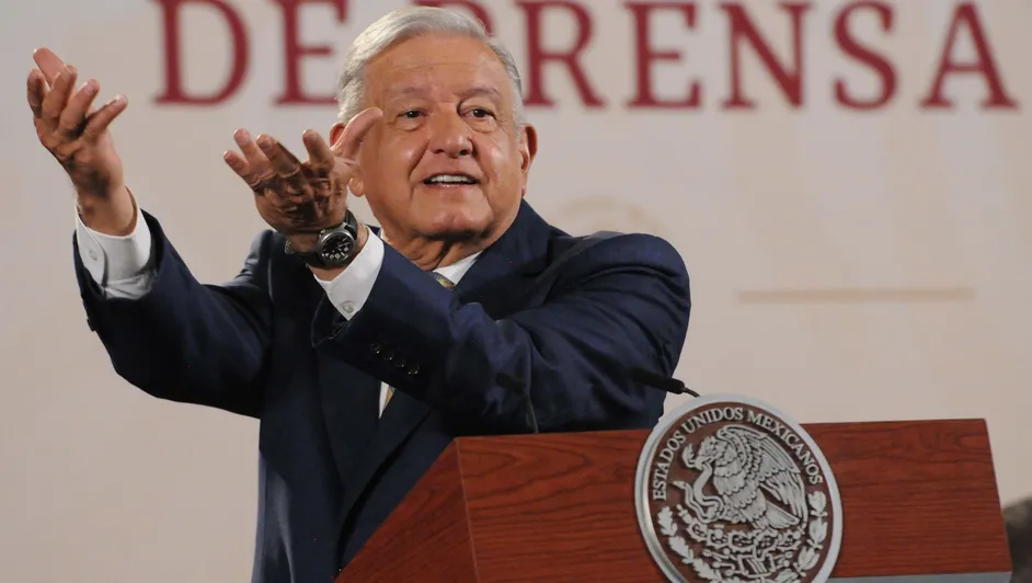 AMLO envía felicitación a los papás de México por el Día del Padre