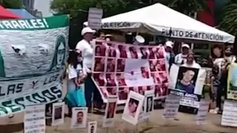 Colectivos buscan rebautizar una antigua glorieta con el nombre de 'Glorieta de los Desaparecidos'