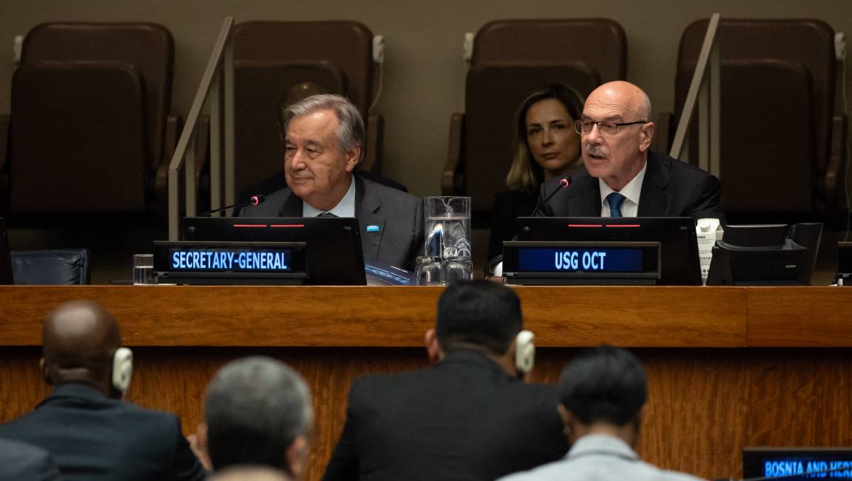 El Secretario General Antonio Guterres y el subsecretario Vladimir Voronkov (AFP).