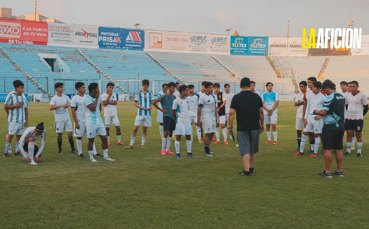 Tampico-Madero reanudó trabajo en cancha con visorias de jóvenes de la zona sur de Tamaulipas.