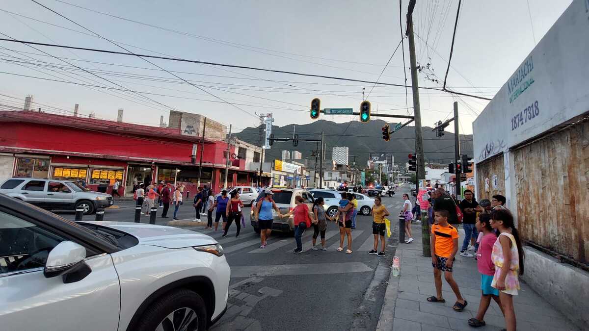 Habitantes de la colonia Altamira realizaron los bloqueos. Foto: Leyda Estrada