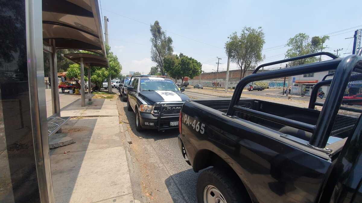 Mujer es asaltada a metros del banco en Guadalajara (Juan Carlos Munguía)