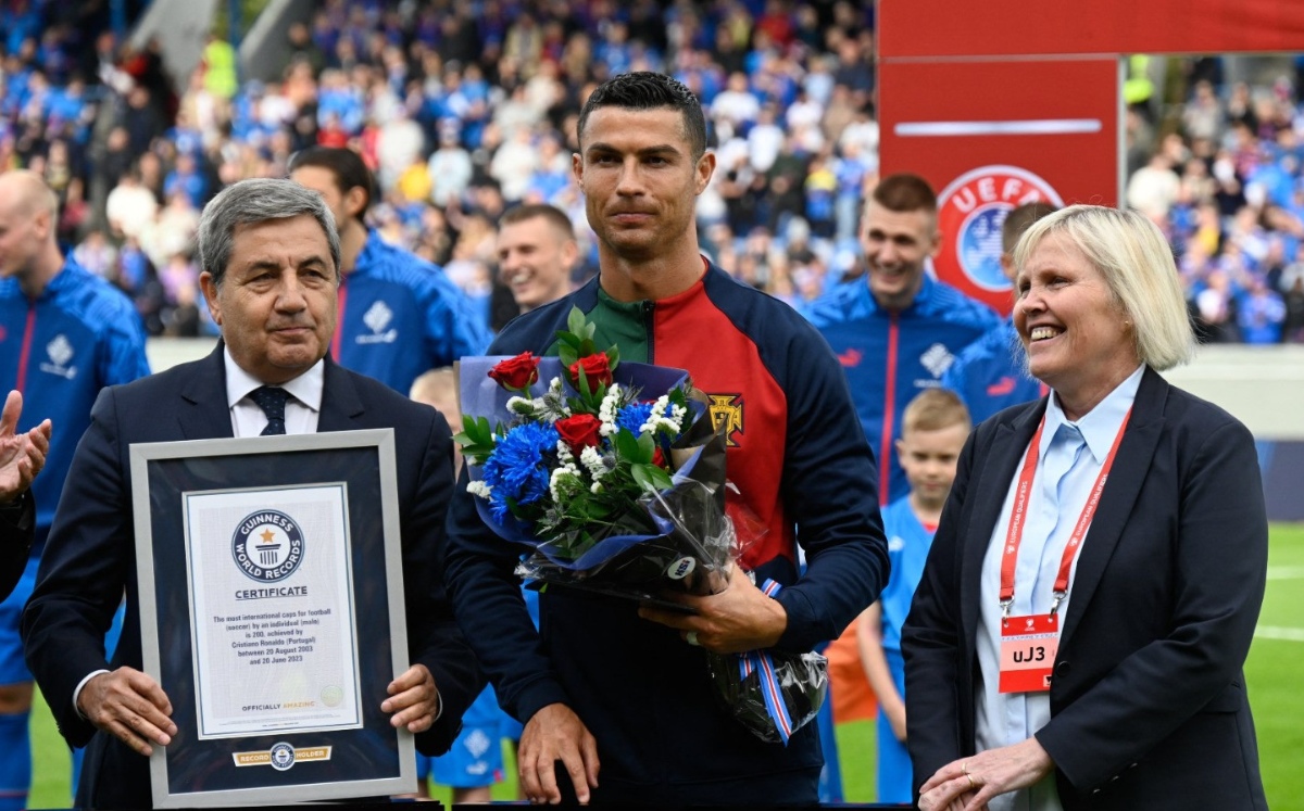 Ronaldo impone una nueva marca en el futbol masculino. (AFP)