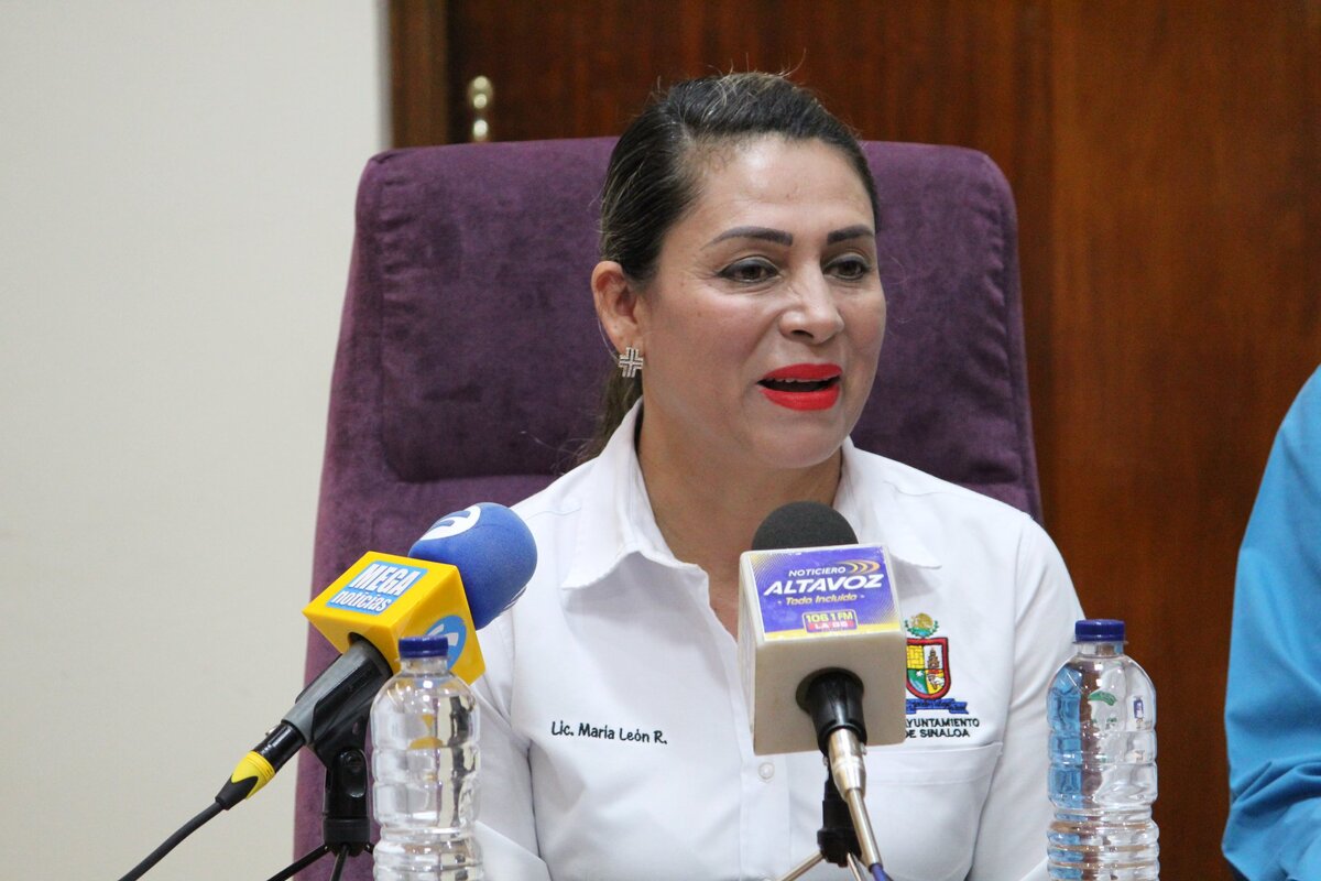 El cuerpo de María Beatriz León Rubio fue localizado al interior de una camioneta sumergida. | Facebook