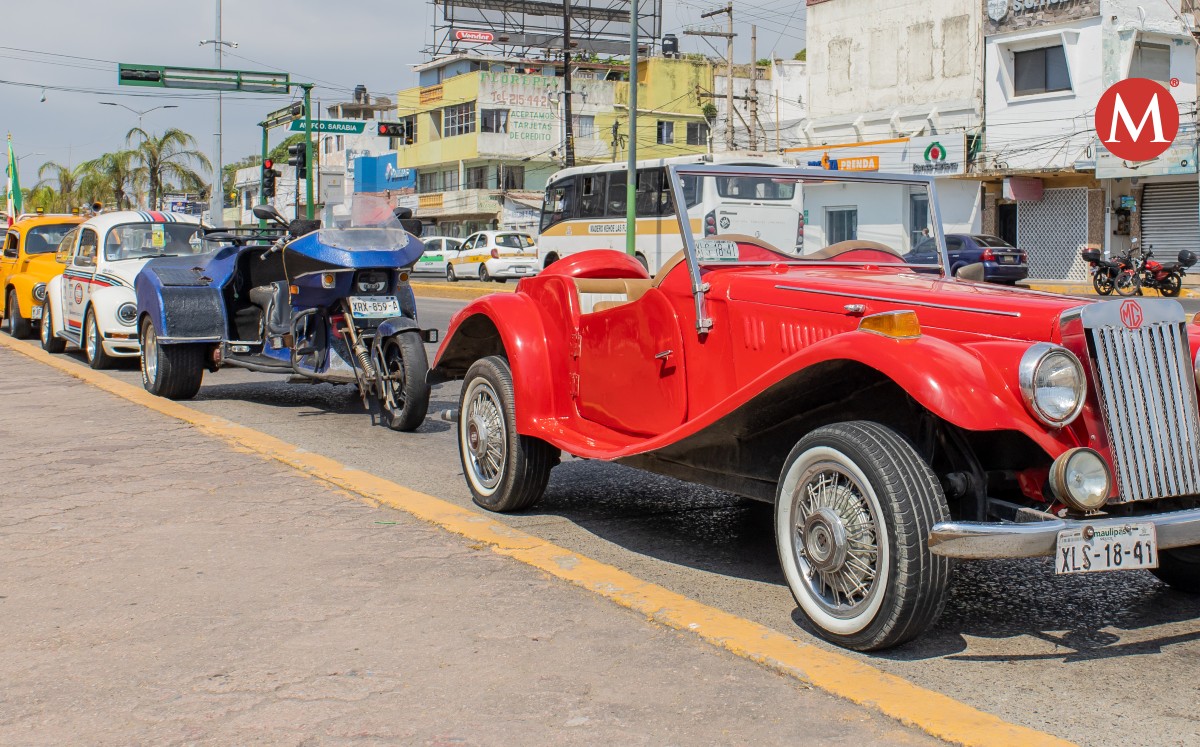 Exhibición vochera en Ciudad Madero.