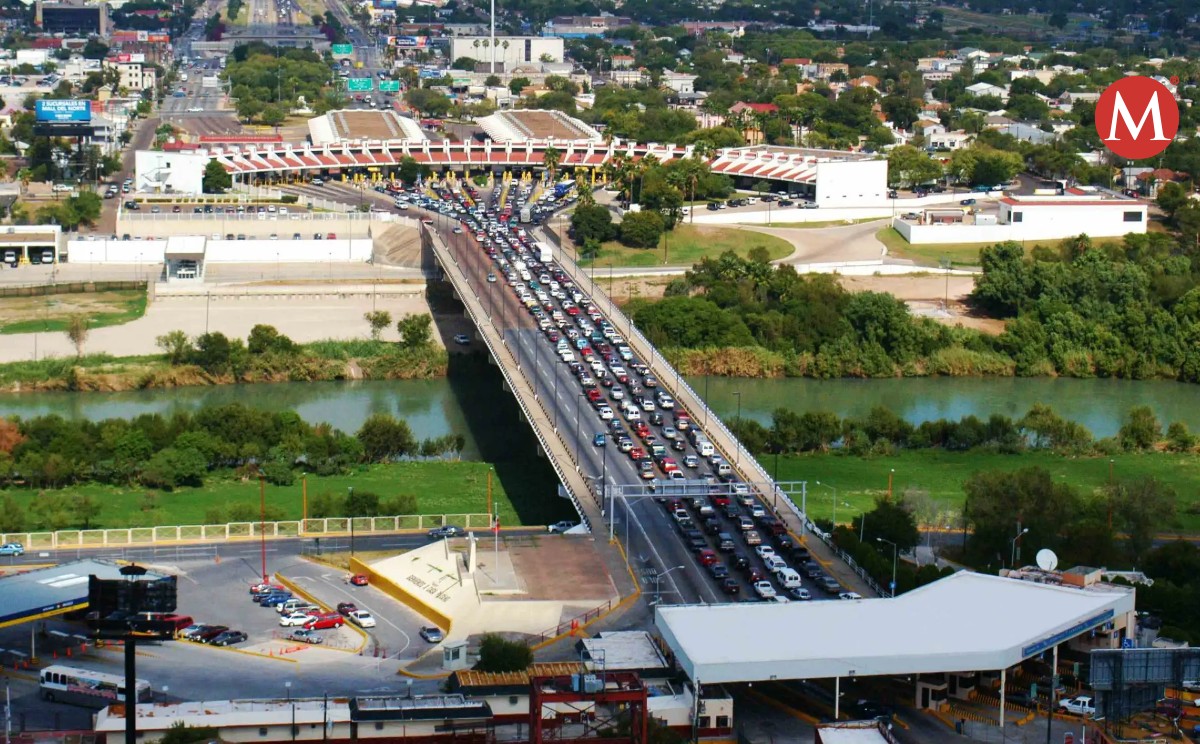 Filas largas se registran en los puentes internacionales entre Tamaulipas y Texas.