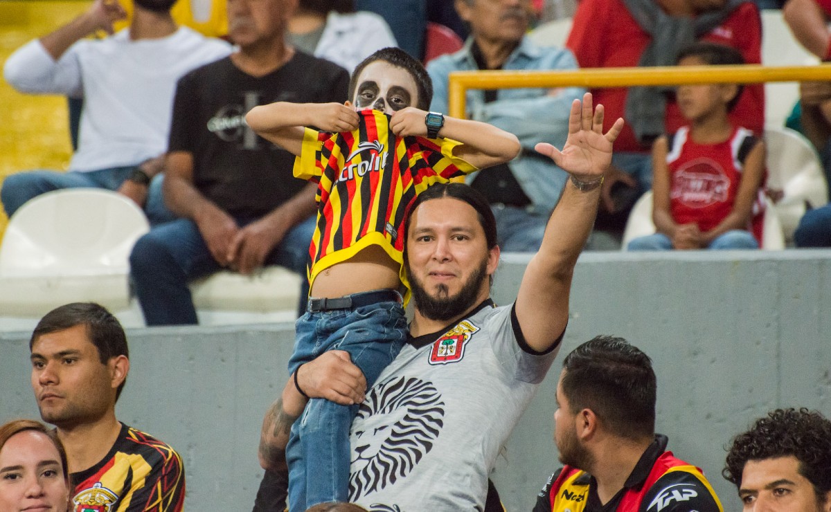 Leones Negros espera que al regresar el ascenso mejore la asistencia al estadio (Twitter @LeonesNegros CF)