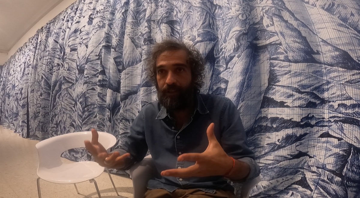 Pietro Ruffo,  y parte de la obra de El jardín de los últimos días (Enrique Vázquez)