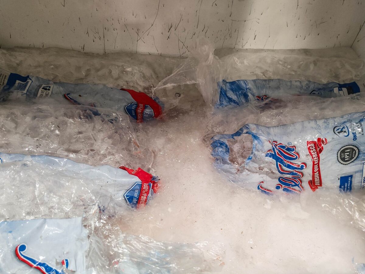 Se registra escasez de hielo. | Cuartoscuro