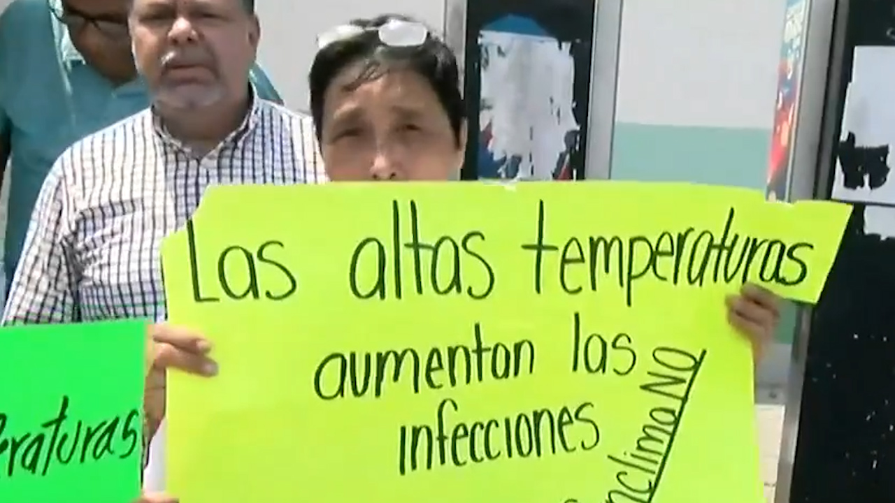 Personal médico protesta por falta de aire acondicionado en hospital de Tamaulipas