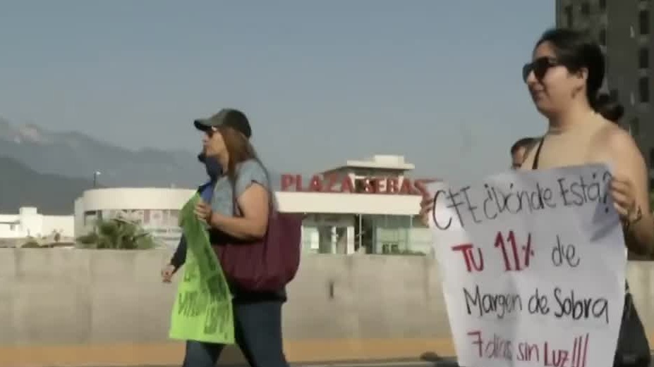 Retiran bloqueo de manifestantes tras exigir energía eléctrica en Monterrey