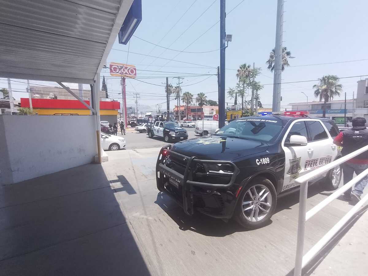 Roban banco a mano armada en colonia República Poniente de Saltillo. | Especial