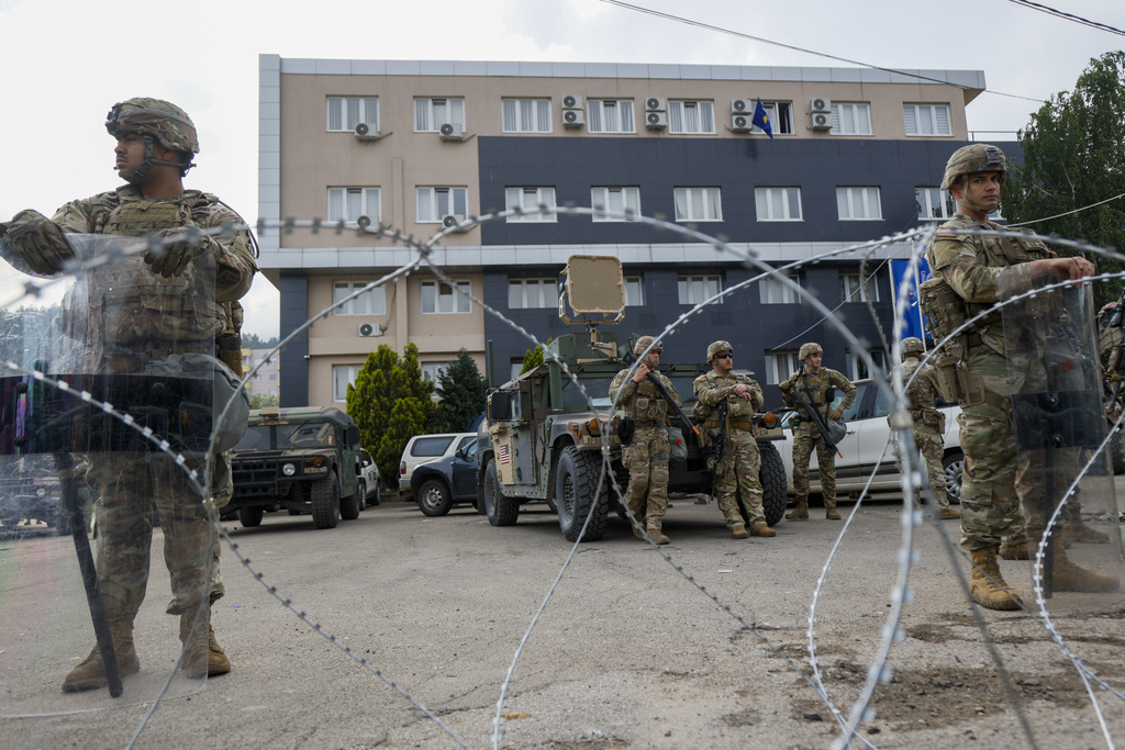 Soldados estadunidenses que forman parte de la misión de paz en Kosovo | AP