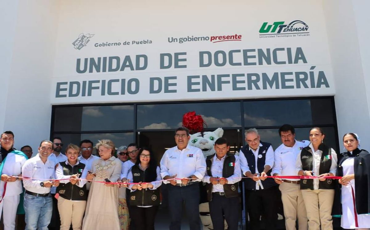 Entregan edificio en la Universidad Tecnológica de Tehuacán | Especial