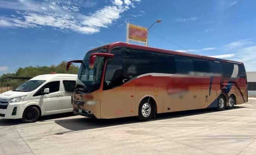 Las mujeres, hombres, niñas y niños fueron detectados cuando circulaban en las unidades de transporte. (Especial)