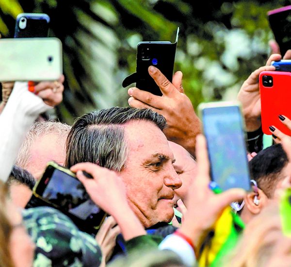El Tribunal Superior Electoral (TSE) lo juzga por ataques proferidos contra el sistema de votación electrónica en Brasil