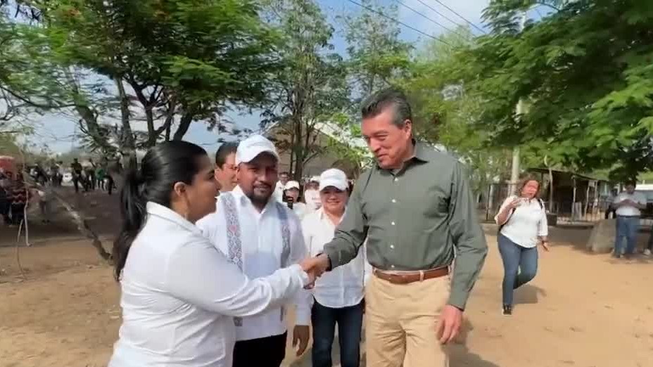 Gobernador de Chiapas encabeza arranque de reforestación en el 'Corredor de la Primavera'