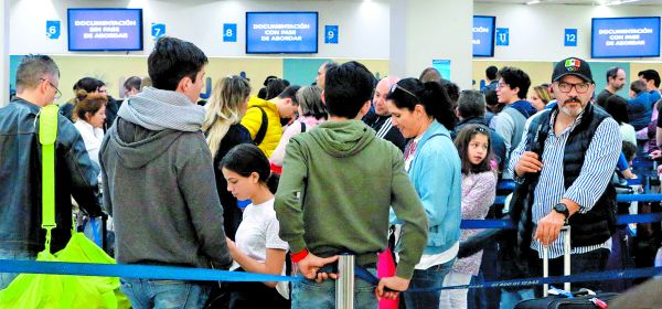 Creció 6% anual el número de reservaciones de connacionales para ir a otra nación. CUARTOSCURO