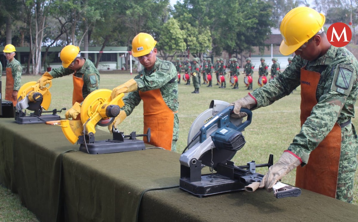 Ejército cambian armas por electrodomésticos en norte de Veracruz