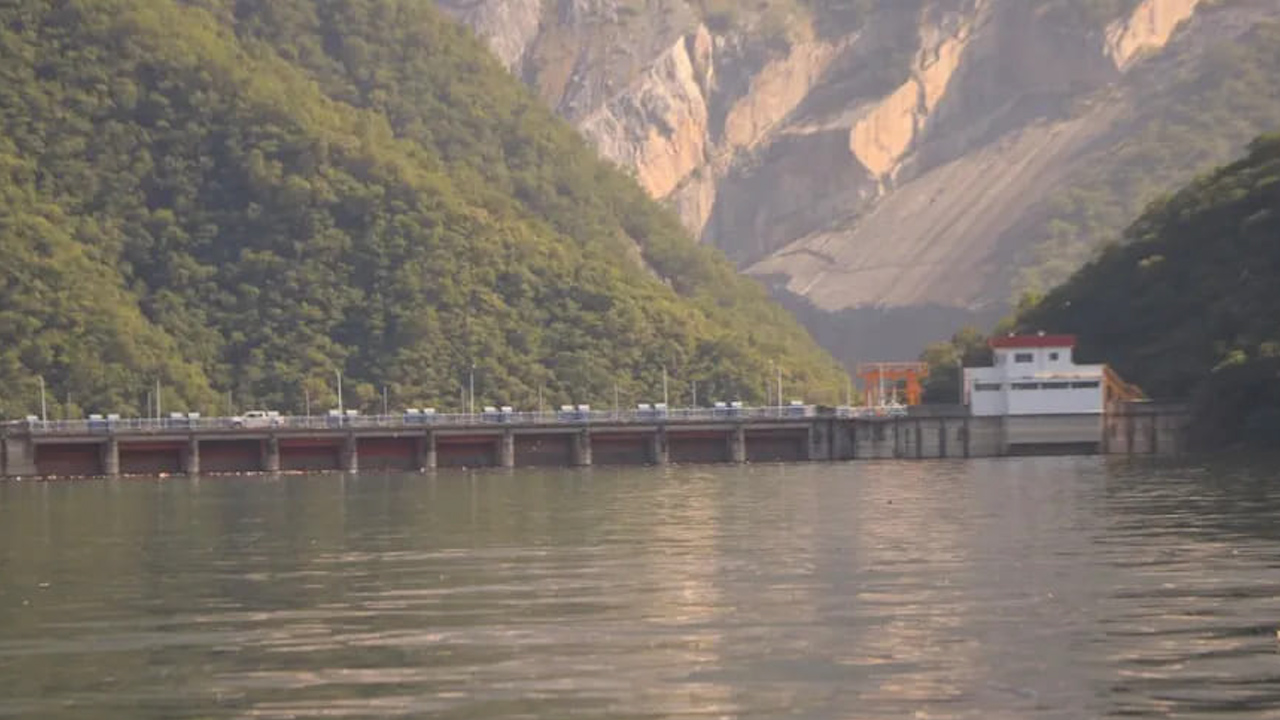 Expertos dan recomendaciones para prevenir crisis de agua en Nuevo León