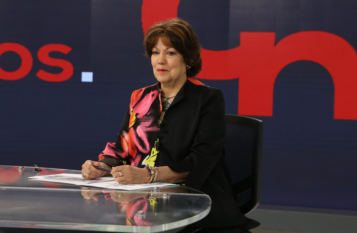 La secretaria de Educación, Sofialeticia Morales, fue invitada en el programa Cambios. Raúl Palacios