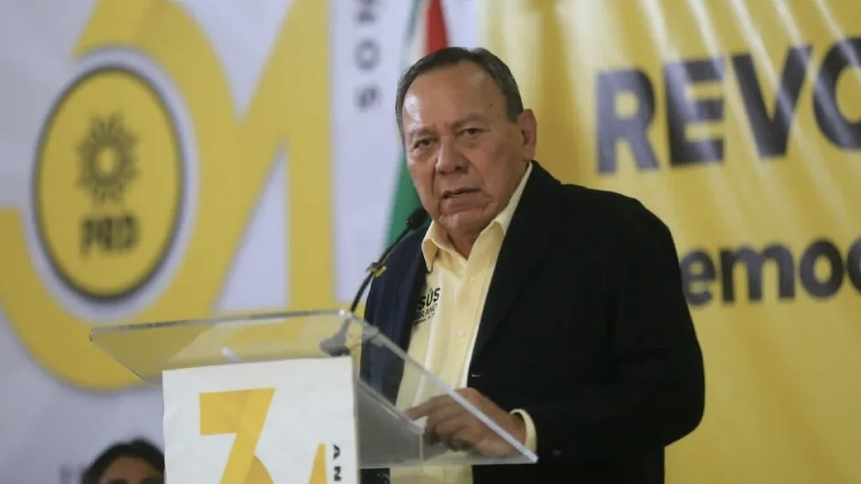 Es normal tener dudas sobre el método para elegir al candidato de la oposición: Zambrano