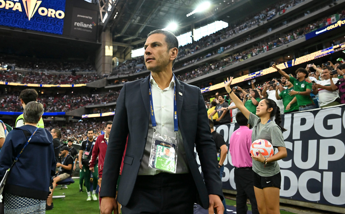 Jaime Lozano aceptaría quedarse en la selección mexicana como auxiliar técnico (Imago7)