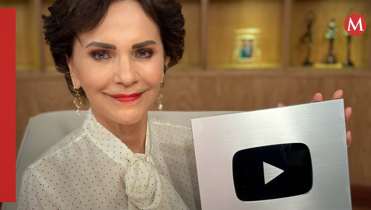Pati Chapoy recibe placa de YouTube | Twitter