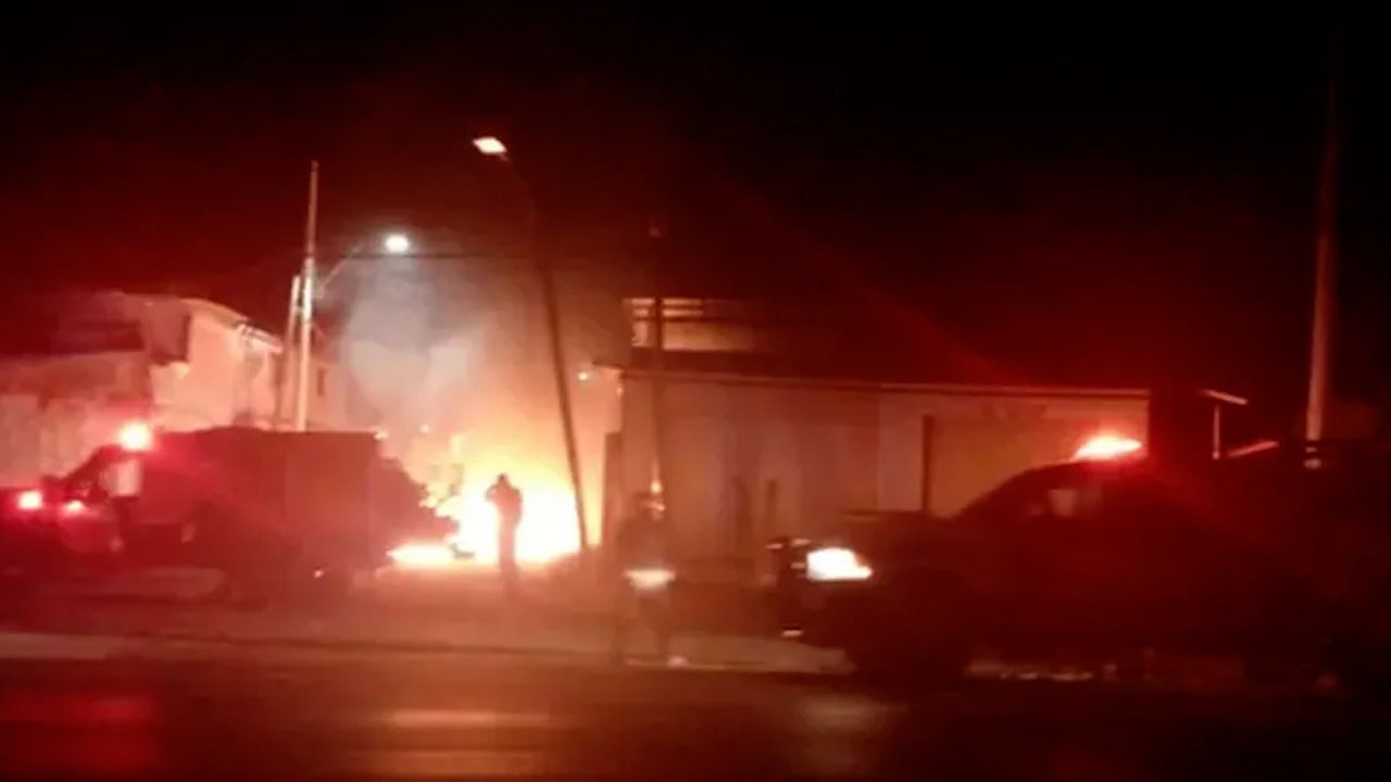 4 elementos de la Guardia Nacional heridos en Guanajuato por explosión de “coche bomba”
