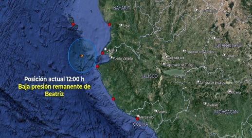 Beatriz se debilita y deja fuertes lluvias en el occidente de México.